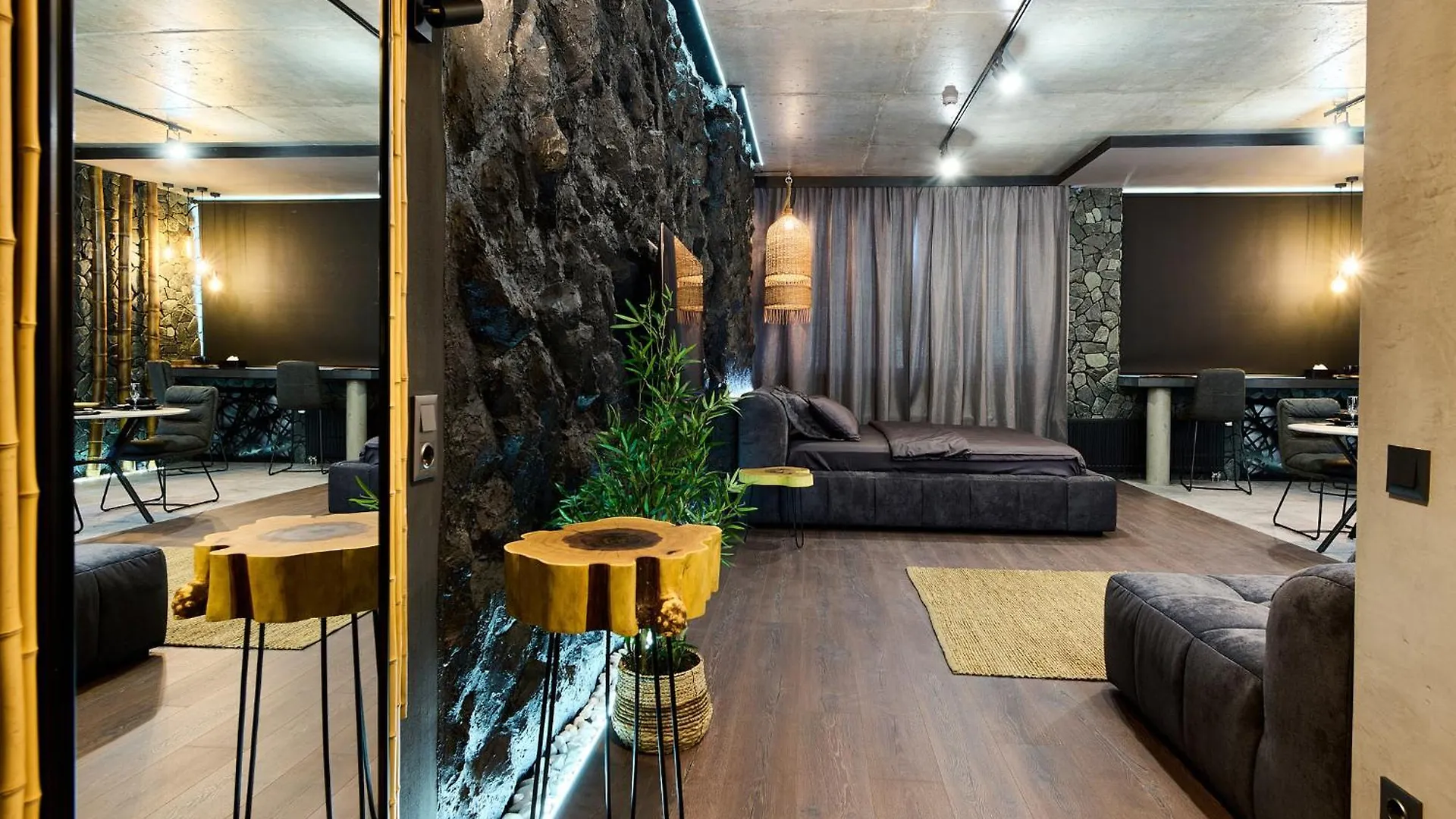 Vip Studio Manhattan City, Prospect Beresteiskyi 11 Kyiv